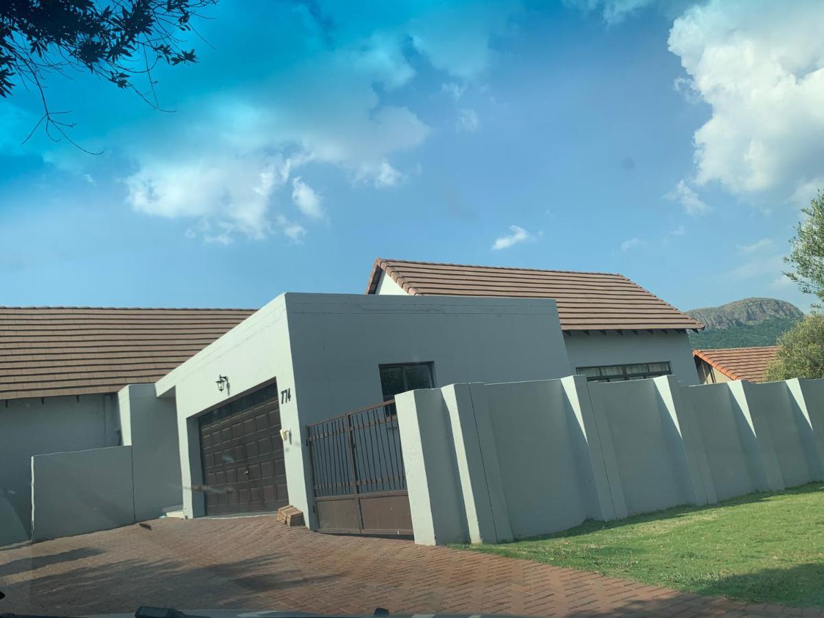 774Ways Holiday Home Hartbeespoort Exterior foto